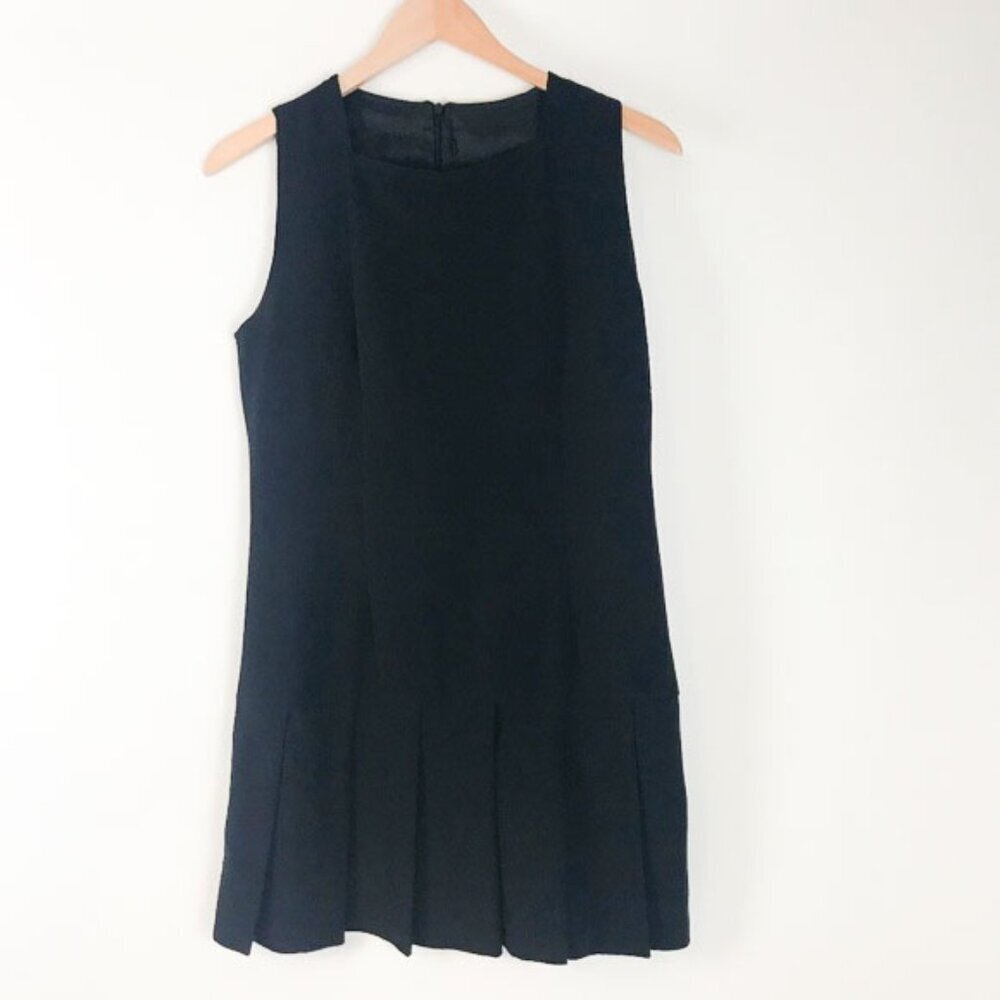 Italian Schoolgirl Sleeveless square neckline pleated shift dress